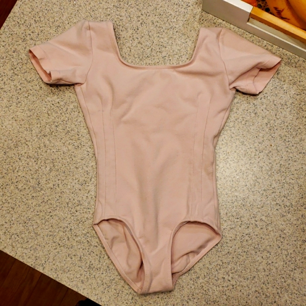 Bloch 4/6 Pink Leotard